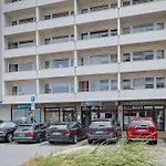 Appartement S27 8 Box 8 *